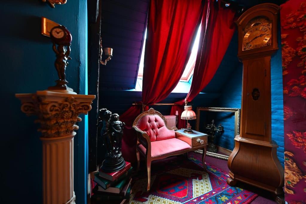 Charme Baroque/Sejour Romantique モンス エクステリア 写真