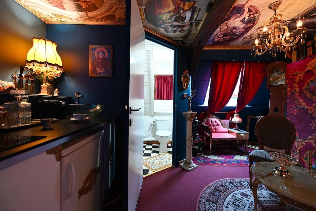 Charme Baroque/Sejour Romantique モンス エクステリア 写真