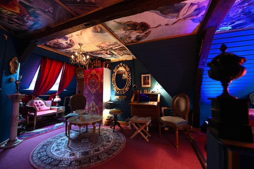 Charme Baroque/Sejour Romantique モンス エクステリア 写真